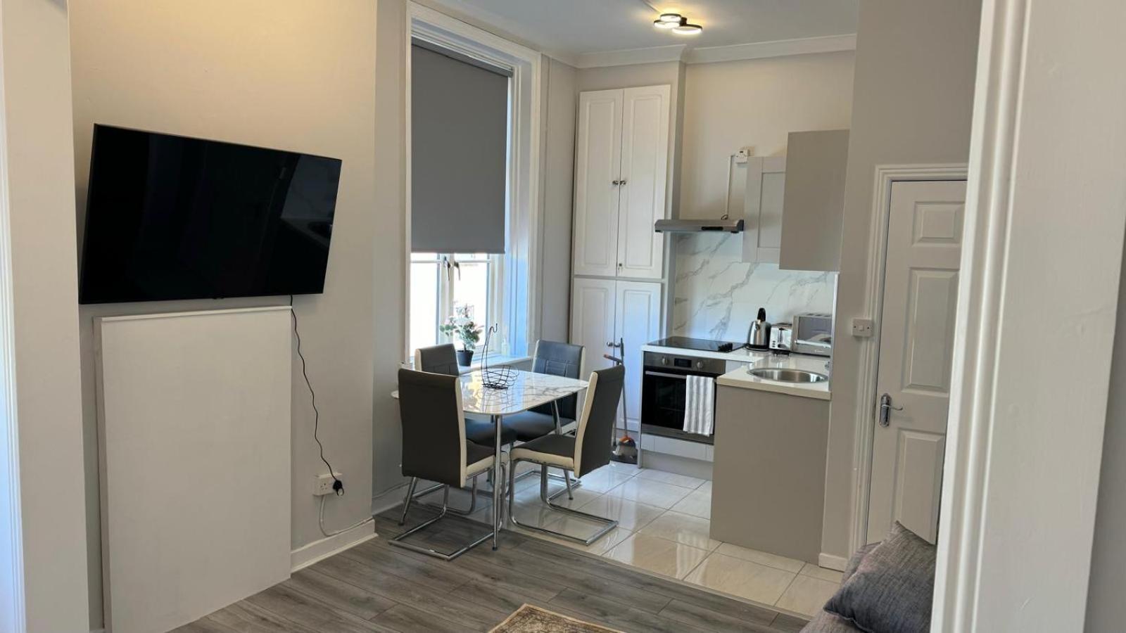Modern 2-Bedroom Apartment-Dublin City מראה חיצוני תמונה