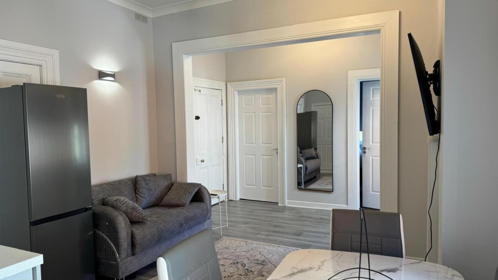 Modern 2-Bedroom Apartment-Dublin City מראה חיצוני תמונה